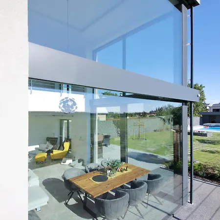 Luxury Vip 230m2+pool 37m2 빌라 Nové Jirny